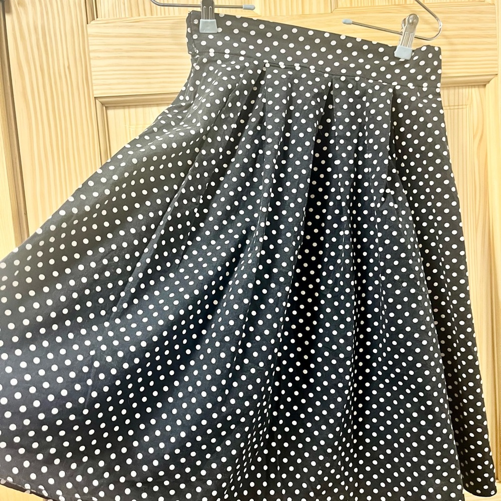 Polka Dot A- line pleated black Skirt